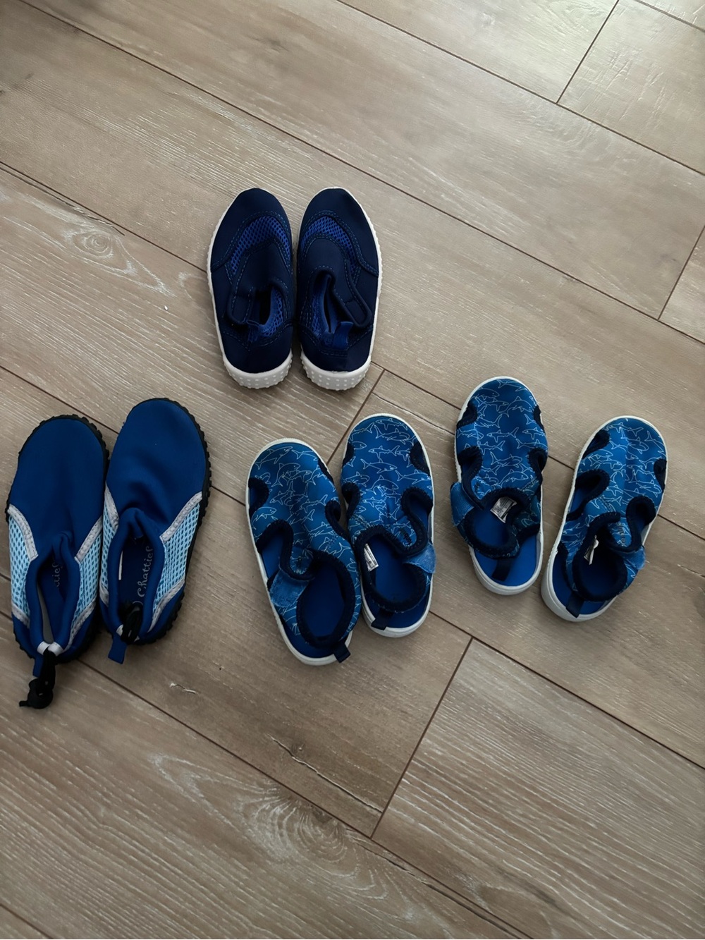 Kids Blue Water Shoes Bundle Size 9/10
